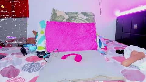 _dulcefuego online show from March 12, 3:58 pm