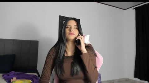 _elektrah online show from December 3, 2:01 am