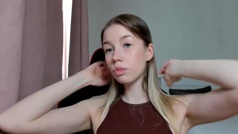 Emi online show from December 21, 7:01 am