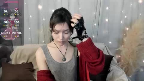 Snapshot of _emily__strike_ chatting on January 22, 9:46 am _emily__strike_ online show from January 22, 9:46 am
