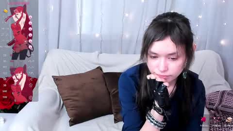 Snapshot of _emily__strike_ chatting on March 2, 9:43 am _emily__strike_ online show from March 2, 9:43 am