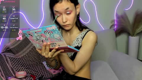 Snapshot of _emily__strike_ chatting on December 12, 10:13 am _emily__strike_ online show from December 12, 10:13 am