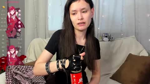 Snapshot of _emily__strike_ chatting on March 9, 9:46 am _emily__strike_ online show from March 9, 9:46 am