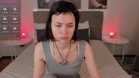 Snapshot of _emily__strike_ chatting on October 12, 10:06 am _emily__strike_ online show from October 12, 10:06 am