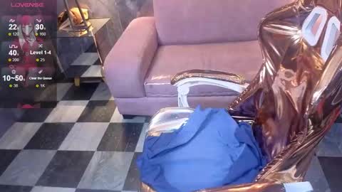  evoni  online show from November 1, 7:51 pm