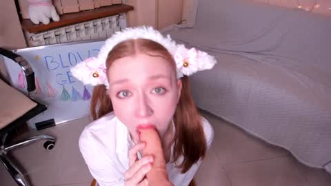 Snapshot of _fieryflash_ chatting on January 19, 5:28 pm Lola 3 online show from January 19, 5:28 pm