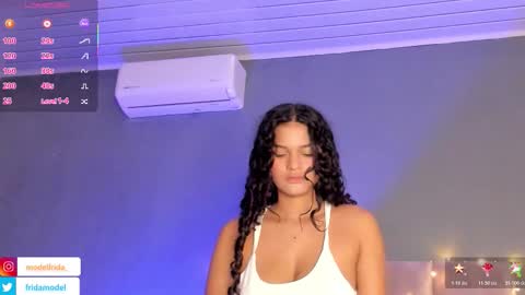 Frida online show from December 1, 2:09 pm