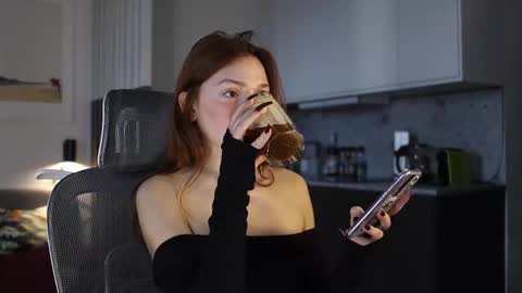 Katarina online show from October 3, 1:27 pm