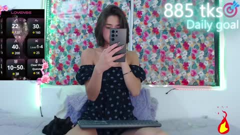 Gwen online show from January 12, 4:42 am