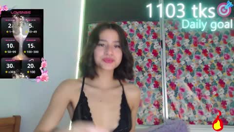 Gwen online show from February 14, 5:09 am