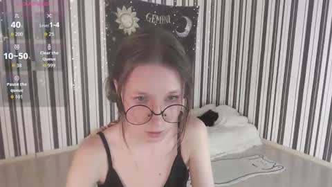 Snapshot of _hanna_moon_ chatting on October 22, 7:24 am Hannaolotl online show from October 22, 7:24 am