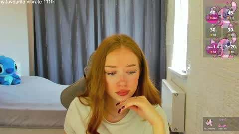 _hot_mia_1 online show from May 16, 6:49 am