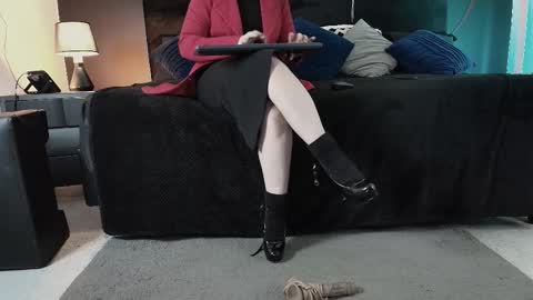 Miss Jade online show from March 17, 11:25 am