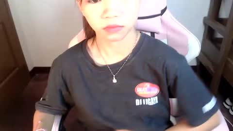 Jen online show from June 5, 6:47 pm