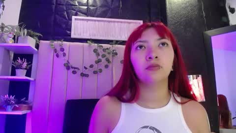 Mia online show from January 8, 12:58 pm