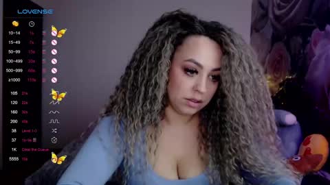 Snapshot of _just_a_queen_3 chatting on February 28, 6:09 pm _just_a_queen_3 online show from February 28, 6:09 pm