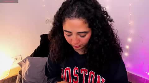     online show from March 5, 11:28 am