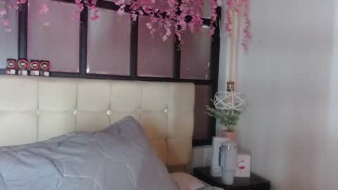 kathy online show from December 4, 3:35 pm