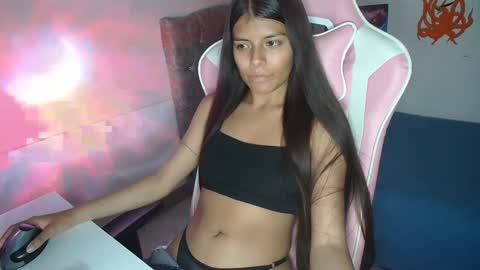 _kendall_jones online show from February 8, 1:00 am