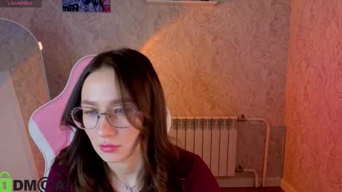 Kiki online show from February 22, 6:47 am