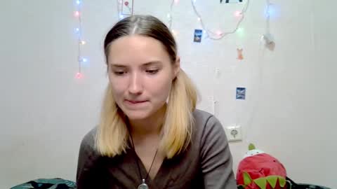 Snapshot of _kikiclark_ chatting on September 20, 8:40 pm _kikiclark_ online show from September 20, 8:40 pm