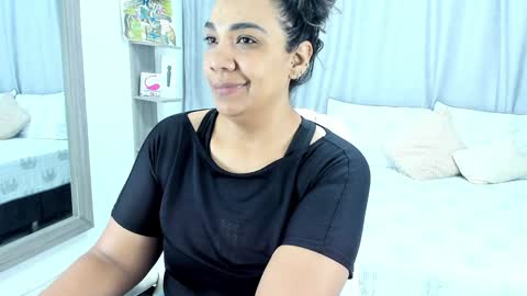 Snapshot of _lakshmi_hotx chatting on December 7, 12:02 pm NAILHA SAJANI online show from December 7, 12:02 pm