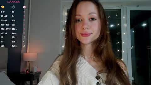 Snapshot of _leksi_ chatting on December 13, 8:25 pm leksi online show from December 13, 8:25 pm