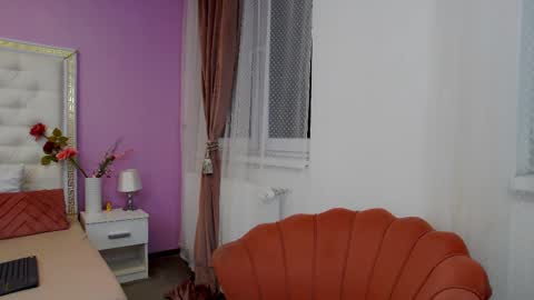 Lena Paul online show from February 14, 2:39 am