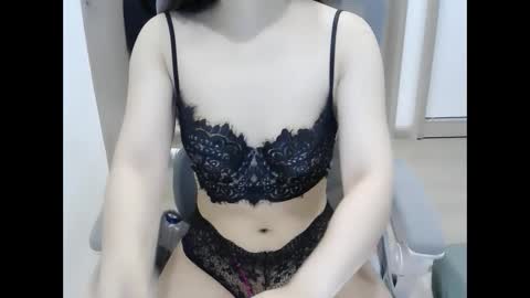 Chi online show from April 19, 4:34 am