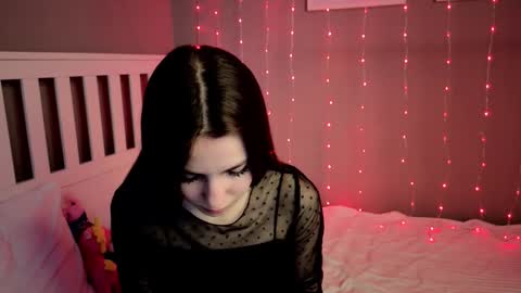 Emma online show from December 18, 9:14 am