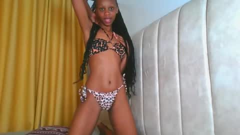 Littlevenus online show from October 11, 2:38 am