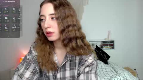 Snapshot of _loveliness_ chatting on January 6, 3:40 pm Amanda mandy online show from January 6, 3:40 pm