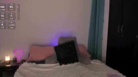   online show from March 28, 12:48 pm