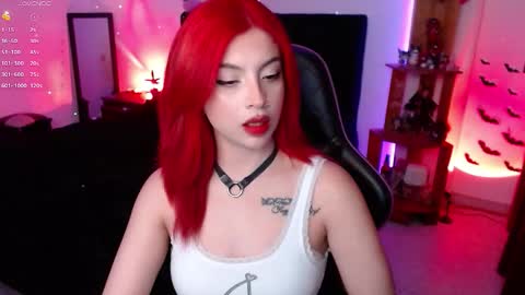 Queen.  Help me reach 100 thumbs up  online show from October 12, 10:45 pm