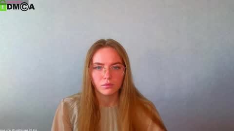 Snapshot of _lysafeta_ chatting on February 10, 10:20 am Welcome guys  Pleasure to see you all here  My name is Lysafeta and MichaelaTip menu is active Private is open  online show from February 10, 10:20 am