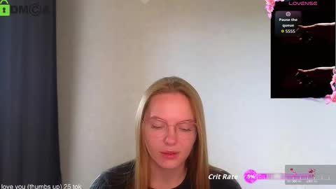 Snapshot of _lysafeta_ chatting on September 20, 6:12 am Welcome guys  Pleasure to see you all here  My name is Lysafeta and MichaelaTip menu is active Private is open  online show from September 20, 6:12 am