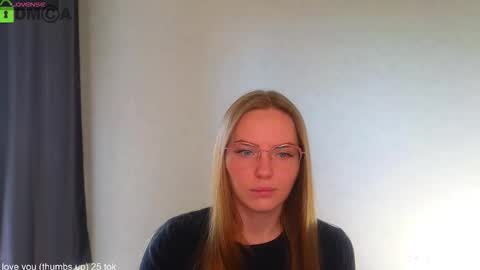 Snapshot of _lysafeta_ chatting on October 3, 5:45 am Welcome guys  Pleasure to see you all here  My name is Lysafeta and MichaelaTip menu is active Private is open  online show from October 3, 5:45 am