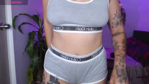 Snapshot of _marcela_wi chatting on September 16, 12:40 am Marce  online show from September 16, 12:40 am