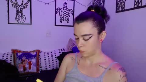 Snapshot of _marcela_wi chatting on January 8, 1:00 am Marce  online show from January 8, 1:00 am