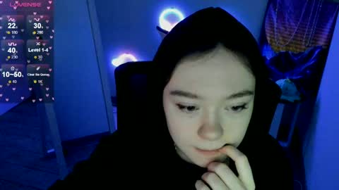 Snapshot of _margoqueen_ chatting on February 13, 7:03 am Margo online show from February 13, 7:03 am