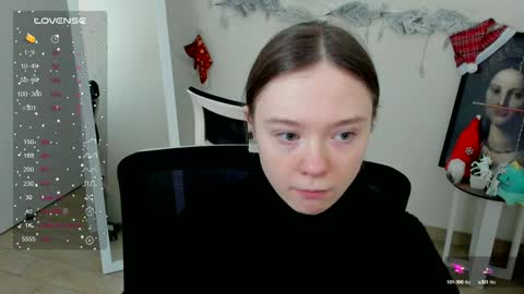 Snapshot of _margoqueen_ chatting on December 11, 7:09 am Margo online show from December 11, 7:09 am