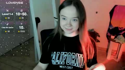 Snapshot of _margoqueen_ chatting on September 17, 6:44 am Margo online show from September 17, 6:44 am