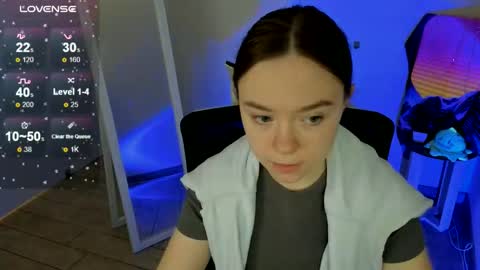 Snapshot of _margoqueen_ chatting on October 3, 11:37 am Margo online show from October 3, 11:37 am