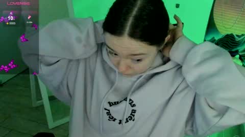Snapshot of _margoqueen_ chatting on February 28, 7:15 am Margo online show from February 28, 7:15 am
