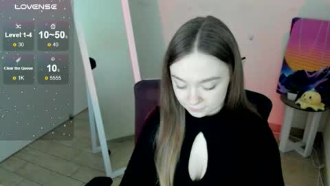 Snapshot of _margoqueen_ chatting on October 17, 7:33 am Margo online show from October 17, 7:33 am