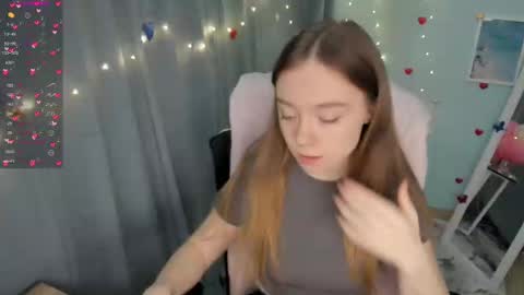 Snapshot of _margoqueen_ chatting on February 14, 7:28 am Margo online show from February 14, 7:28 am