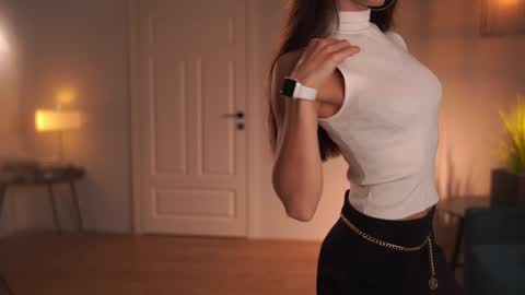 Marie -   -25 discount online show from September 17, 8:40 pm