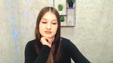 Snapshot of _miaangel_ chatting on February 19, 2:55 pm Mia online show from February 19, 2:55 pm