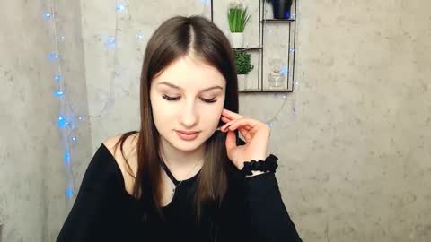 Snapshot of _miaangel_ chatting on February 27, 2:00 pm Mia online show from February 27, 2:00 pm