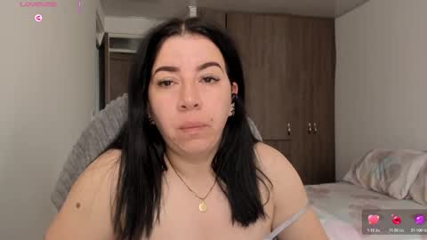 _miss_coco_ online show from January 7, 12:08 pm